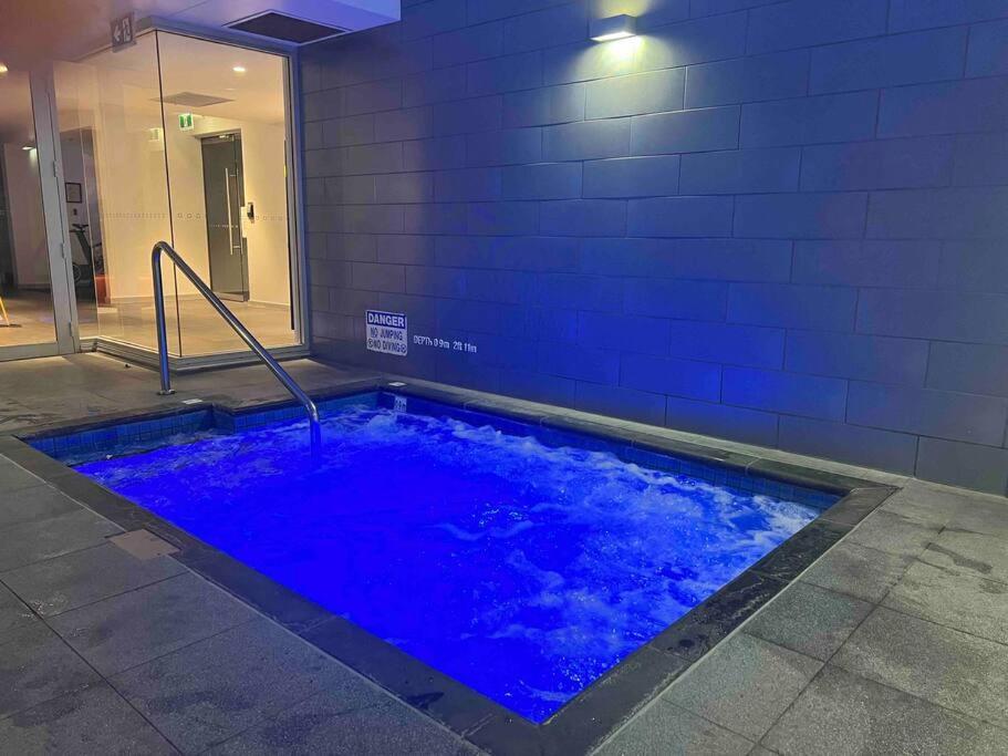 City Apartment, Pool & Carpark Adelaide Kültér fotó
